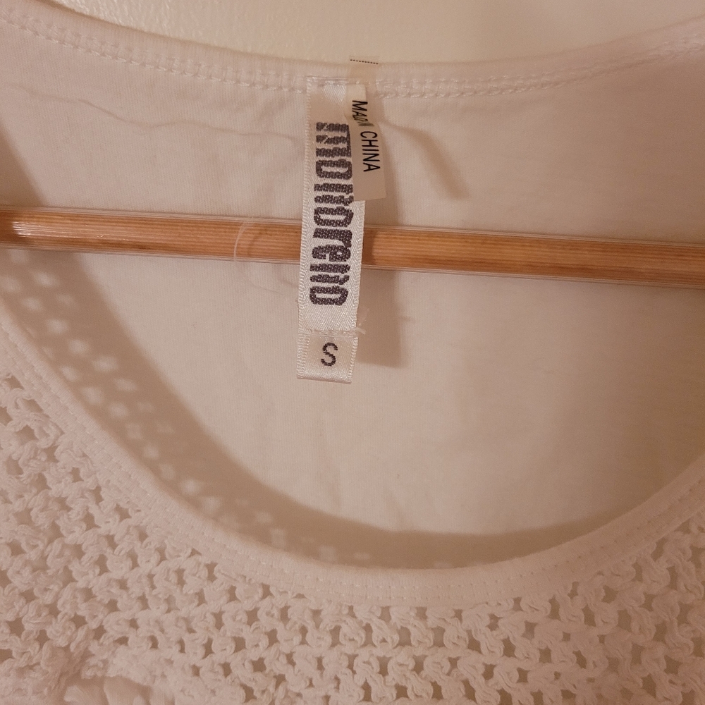 Sleevless shirt - Picture 3 of 5
